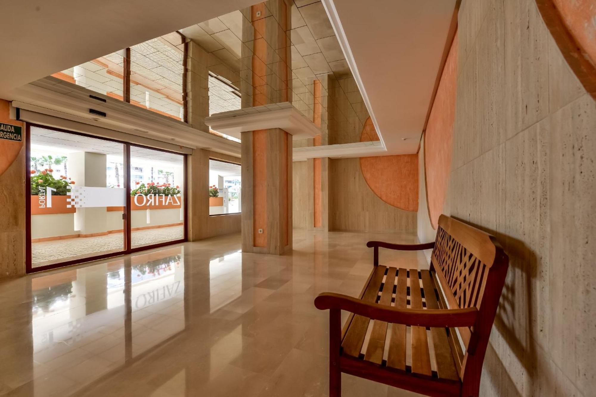 Apartamentos Zafiro Atico Калпе Екстериор снимка